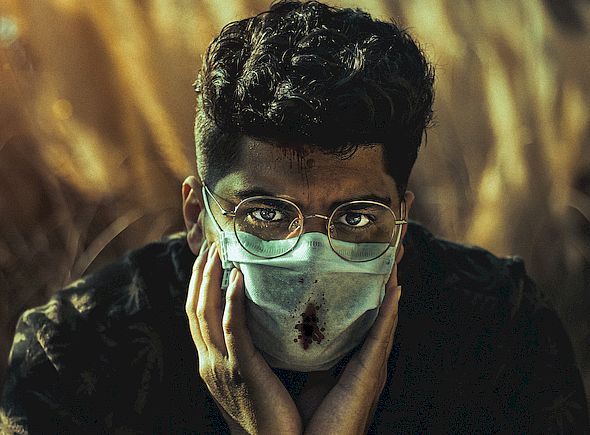 Mahdi Bafande/Unsplash masque